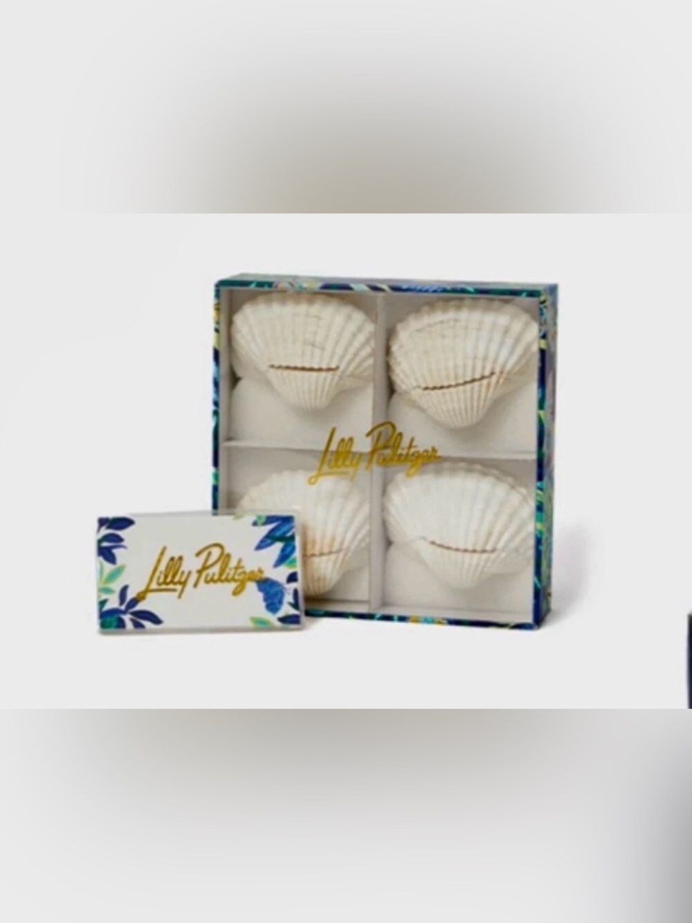 🍽️- NWT set of 4.Lilly Pulitzer shell Place Card  Holders and 4Cards